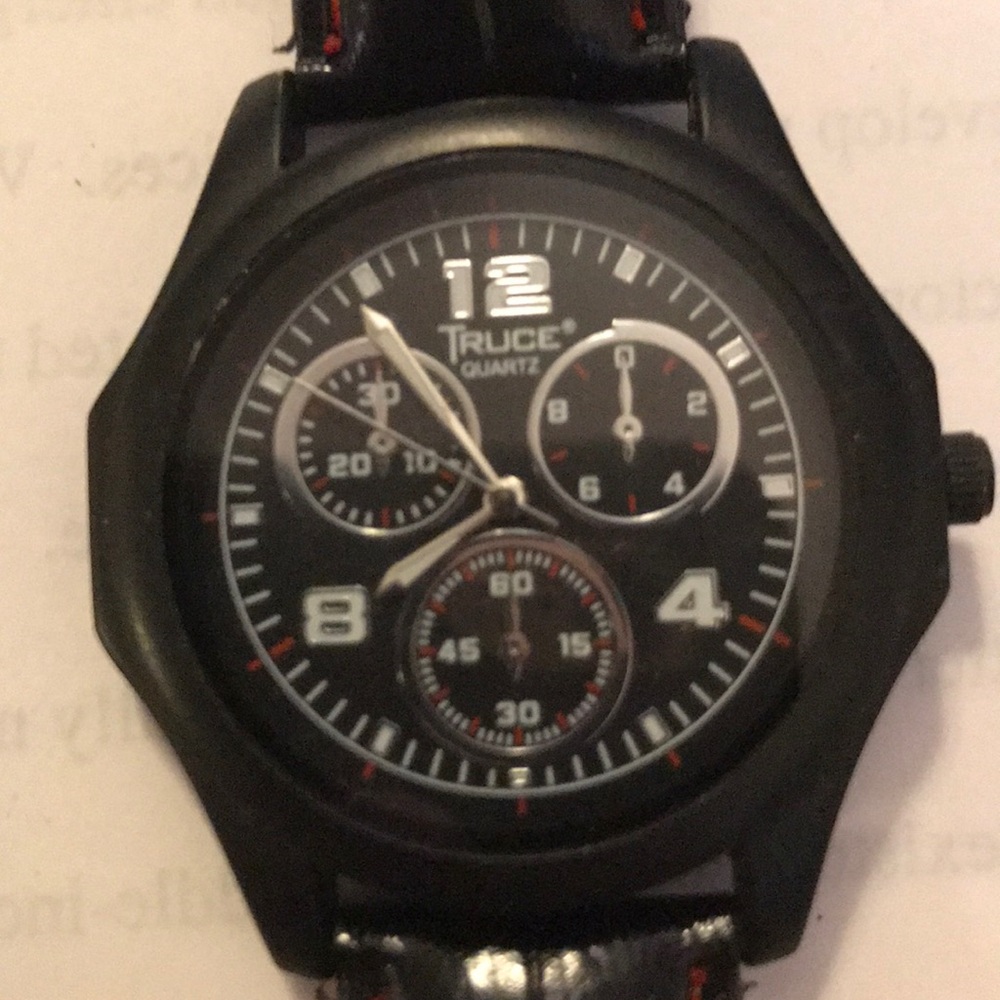 Watch - Picture 3 of 3